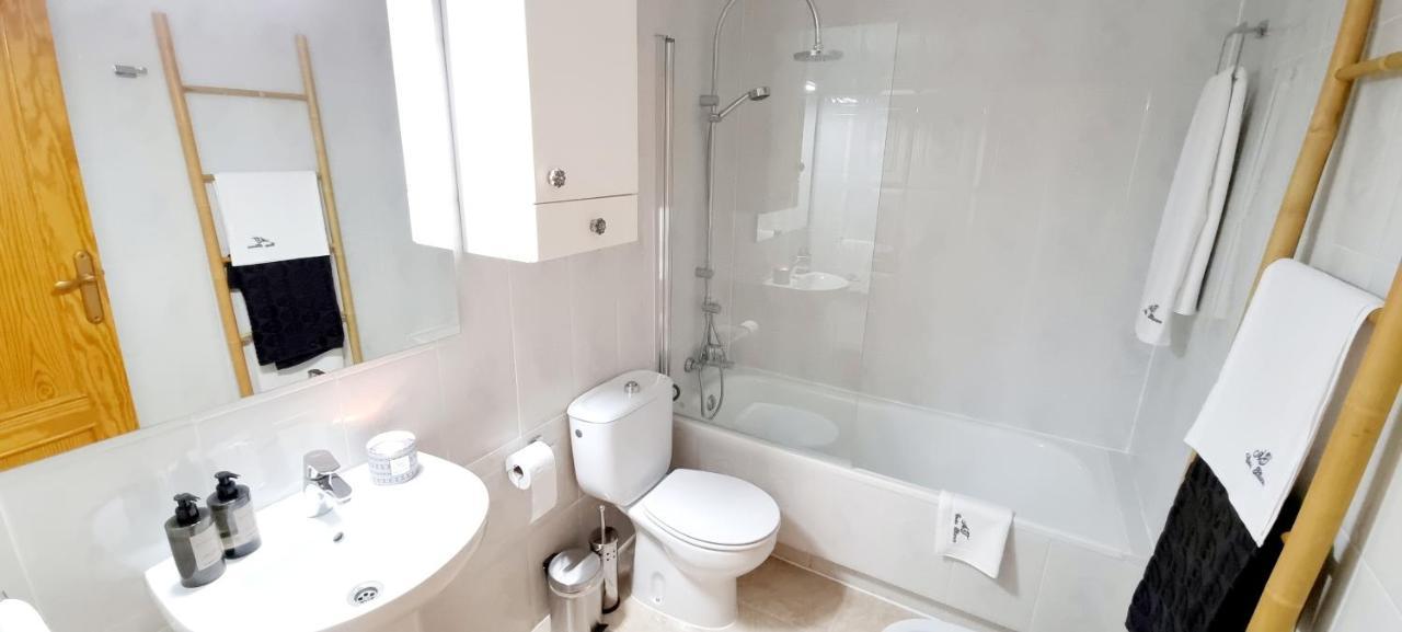 At Costa Blanca - Cozy Apartment With Pool 라 마타 외부 사진
